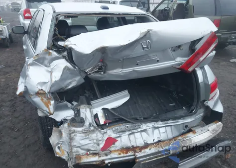 2004 Honda Accord 2.4 Ex from USA, damaged, VIN 1HGCM56844A003318